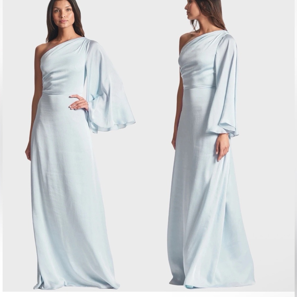Sachin & Babi Ice Blue Keely
Gown Size 0 women New with tags $350 party gown
